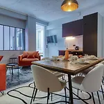 Stylish 2-Bedroom Loft In The Heart Of Paris With Air Conditioning
