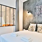 Stylish 2-Bedroom Loft In The Heart Of Paris With Air Conditioning